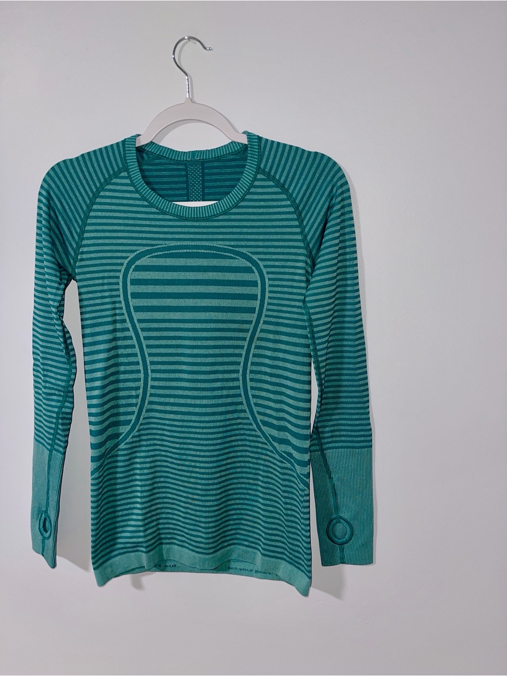 Lululemon Women Heathered Forage Teal Stripe Swiftly Tech Long Sleeve Crew Top